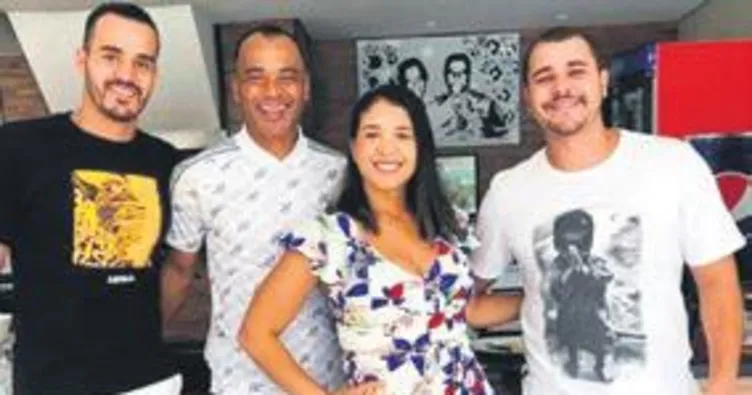 Cafu evlat acısı ile sarsıldı