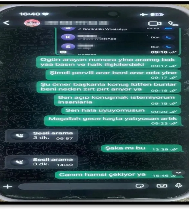 Özkan Yalım’ın sevgilisinin Whatsapp yazışmaları ortaya çıktı: Koko mesajları dikkat çekti! Sevgiliye kadro, işe gitmeden maaş!