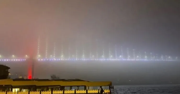 İstanbul’u sis bastı... İstanbul Boğazı çift yönlü gemi trafiğine kapatıldı