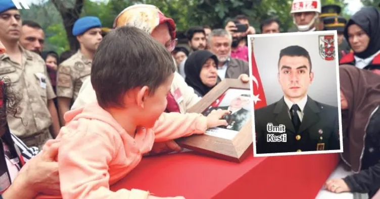 Şehit babaya son veda