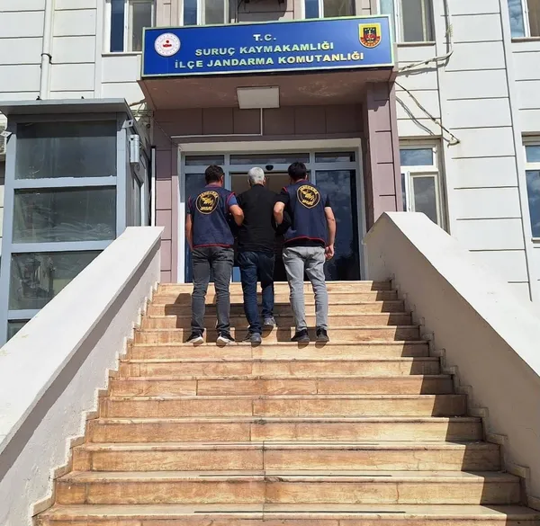 yagma-sucundan-aranan-sahis-yakalandi-1791559694651.jpg