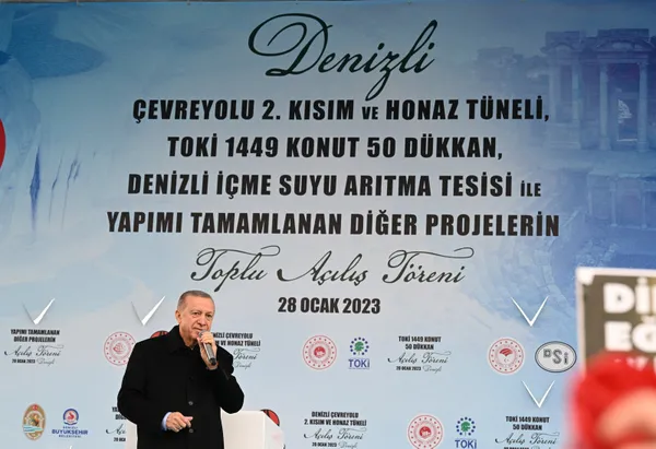 son-dakika-baskan-erdogandan-muhalefete-akliniz-4-5-yildir-neredeydi-aday-bulamayinca-camur-atiyorsunuz-1674910951018.jpg