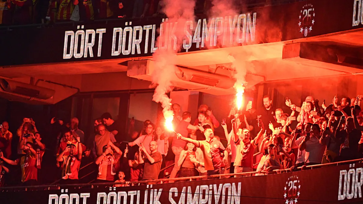 Okan Buruk, Fatih Terim ile farkı eritiyor! Okan Buruk, Fatih Terim ile farkı eritiyor!
