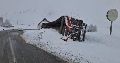 Tunceli’nin Pülümür ilçesi ile Erzincan sınırı arası, ağır tonajlı araç geçişlerine kapatıldı #tunceli