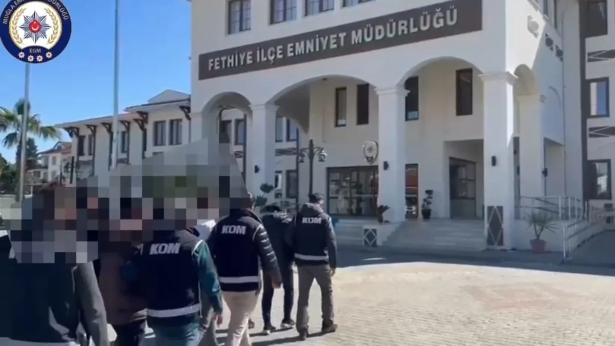 Son dakika: Muğla’da FETÖ’nün Güncel Finans Yapılanmasına darbe Son dakika: Muğla’da FETÖ’nün Güncel Finans Yapılanmasına darbe