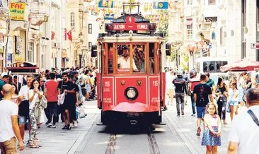 İstanbul’a turist yağdı 5 ayda 7 milyon