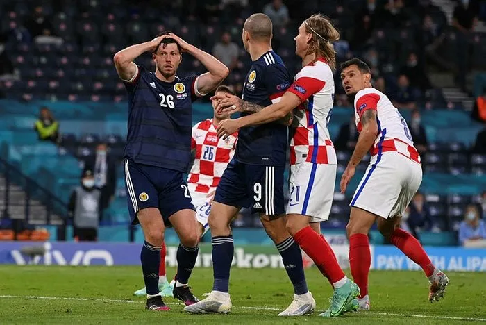 picture Hırvatistan İskoçya https www sabah com tr spor futbol 2021 06 22 hirvatistan ve iskocya gruptan cikmak icin son kozlarini oynuyor canli