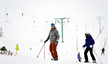 Snowboard şovu yaptı