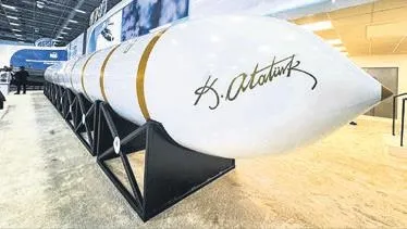Atatürk duysa 6 oku size saplardı