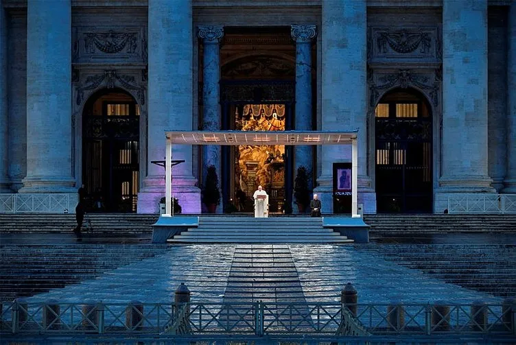 Ayasofya açıklamasının ardından Papa Francis'e zor soru! ‘Cordoba Kurtuba Ulu Camii için de acı çekiyor mu?’