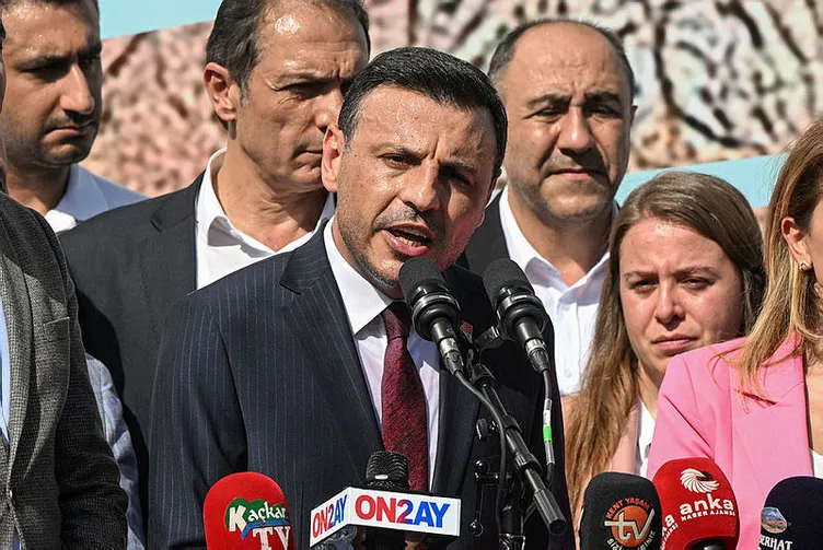 CHP’de delege borsası! İmamoğlu kesenin ağzını açtı: Rüşvet çarkı 500 bin TL’den başlıyor