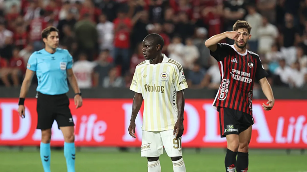 Fenerbahçe, Gaziantep FK’ye takıldı! Zirvenin uzağında kaldı... haber görseli