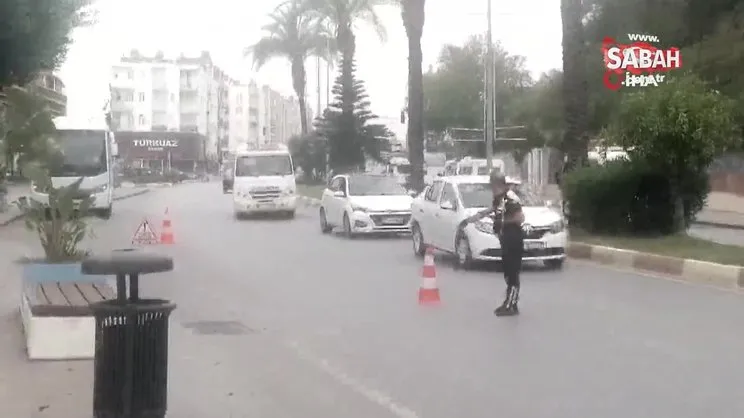 Minibüsteki turist sayısı görenlere pes dedirtti | Video
