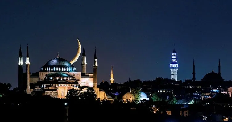 Ayasofya Camii’nde Akşam Namazı! Başkan Erdoğan fethin sembolünde eda etti