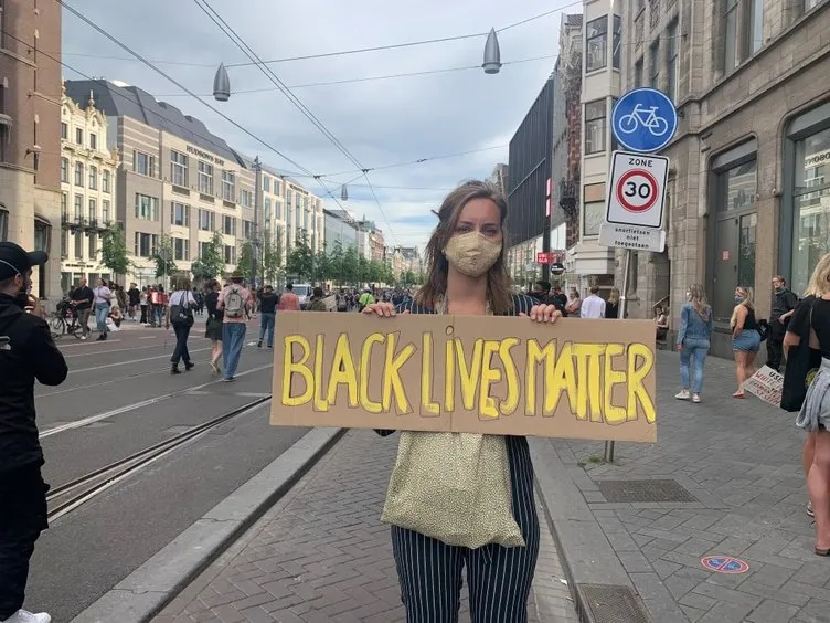 ABD'de George Floyd'un öldürülmesinin ardından başlayan protestolar hızla yayılıyor! Çok sayıda ülkeye sıçradı