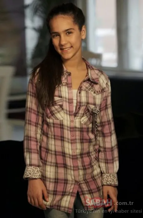 Yaprak Dökümü’nün Ayşe’si Şebnem Ceceli yıllar sonra ortaya çıktı! Bennu Yıldırımlar sosyal medyadan paylaştı