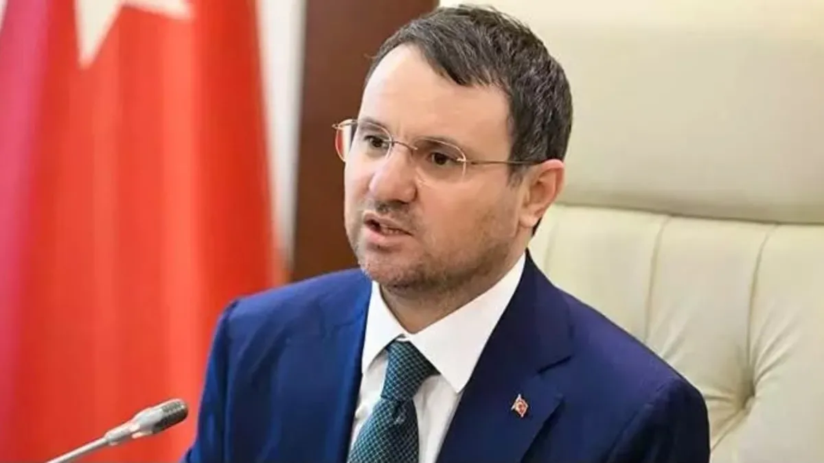 Bakan Gürlek, Behçet Oktay’ın ailesiyle bir araya geliyor Bakan Gürlek, Behçet Oktay’ın ailesiyle bir araya geliyor