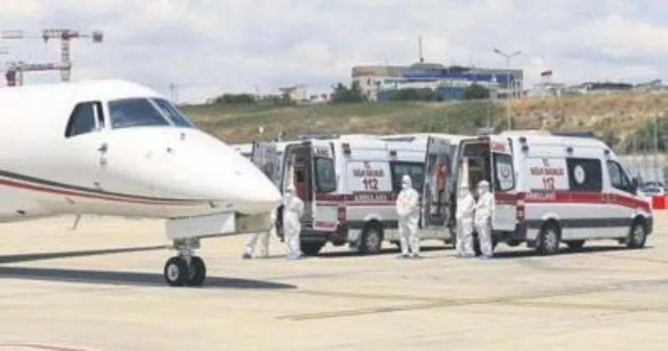 Ambulans uçakla getirilen korona hastası 4 Türk karantinada