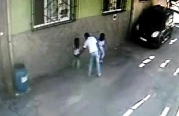 Sokakta çocukları taciz eden sapık tutuklandı