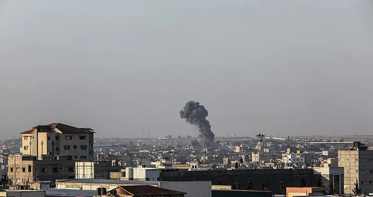 İran’dan İsrail’in Refah kentine kara saldırısına tepki