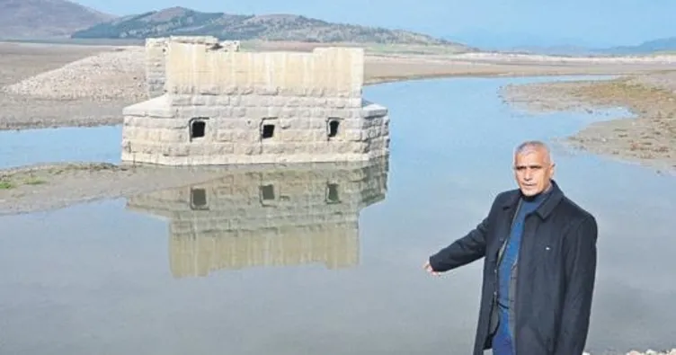 Barajda su çekildi Hicaz hattı göründü