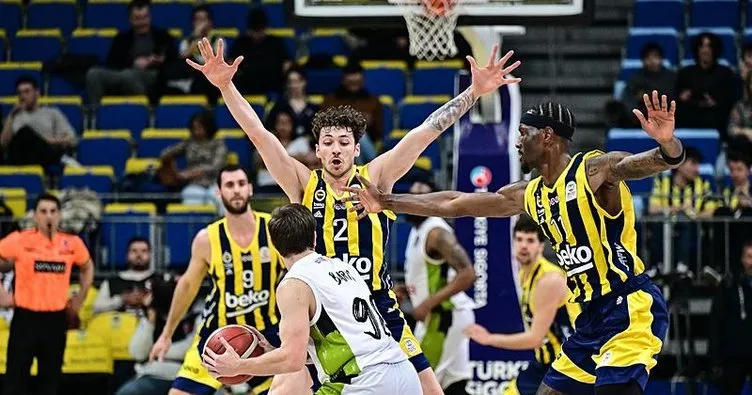 Fenerbahçe Beko Erkek Basketbol Takımı’nın şort sponsoru Poca oldu