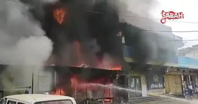 Hindistan’da hastanede yangın: 8 ölü | Video