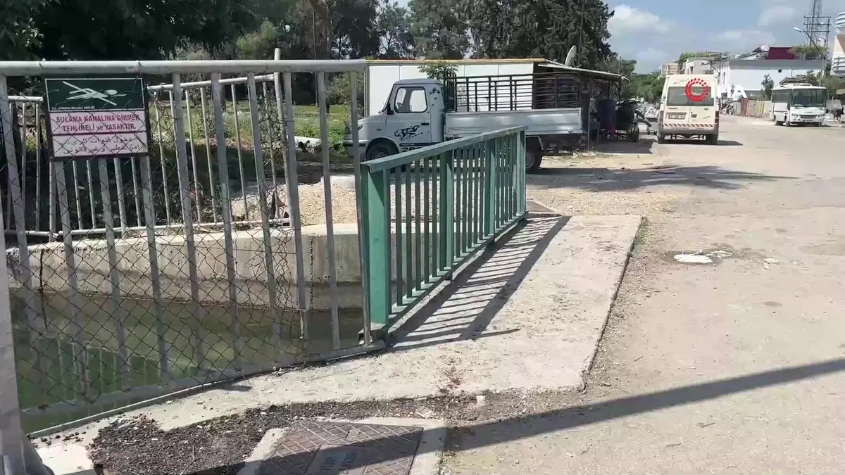 Adana’da satırlı kavga: 1 ölü 2 yaralı | Video videosunu izle Adana’da satırlı kavga: 1 ölü 2 yaralı | Video videosunu izle