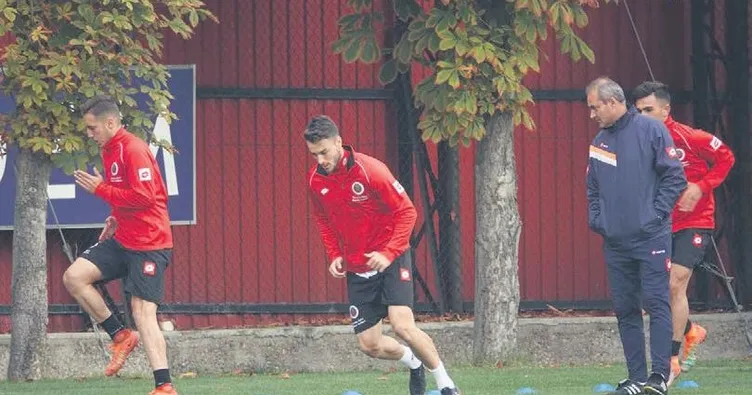 Gençler taktik çalıştı