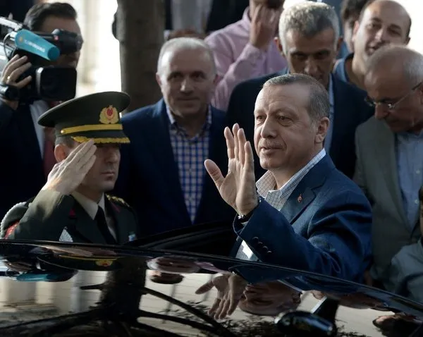 Cumhurbaşkanı Erdoğan İstanbul'da bayram namazı kıldı