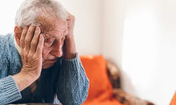 Her unutkanlık alzheimer değil! Uzmanı uyardı: Bu belirtiler varsa dikkat