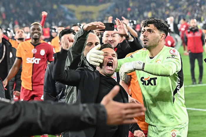 galatasarayda-okan-buruk-tarih-yazacak-efsane-isimleri-geride-birakacak-1743809474776.jpeg