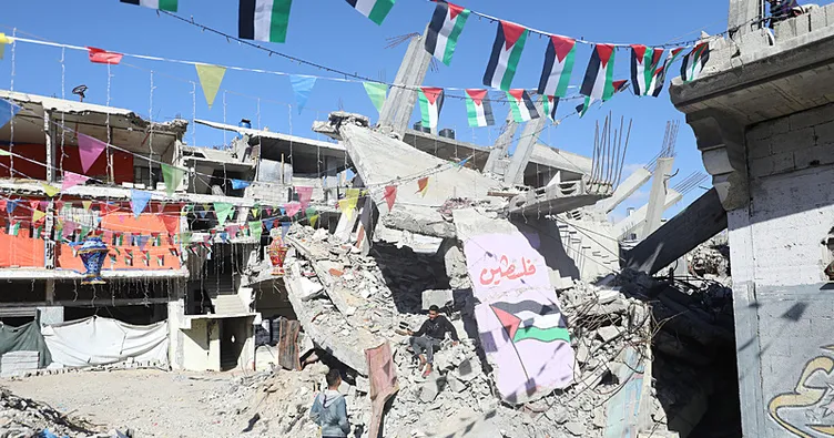 Gazze’de Filistinliler Ramazan’ı su baskınlarıyla karşıladı