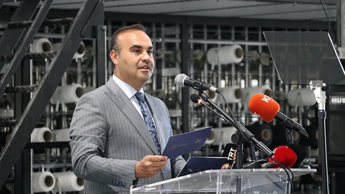 Bakan Mehmet Fatih Kacır, Isparta’da Sanayicilerle İstişare Toplantısı’nda konuştu Bakan Mehmet Fatih Kacır, Isparta’da Sanayicilerle İstişare Toplantısı’nda konuştu