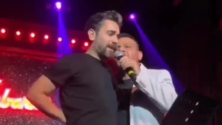 Kadir Doğulu’nun sosyal medyadan gündem olan sahne performansı | Video