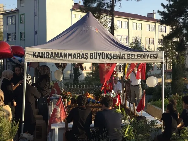 bayram-nabinin-dogum-gununde-mevlid-okutuldu-acili-ailelerden-dikkat-ceken-mesaj-1788465115095.jpeg