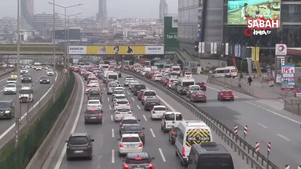 İstanbul'da kısıtlama sonrası trafik yoğunluğu | Video