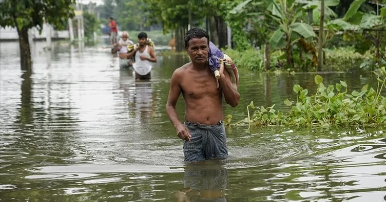 Hindistan’da sel felaketi! Son 24 saatte 10 kişi hayatını kaybetti
