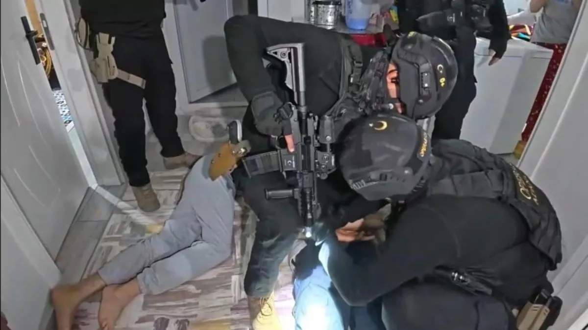 Adana'da terör örgütü DEAŞ'a operasyon: Gözaltılar var