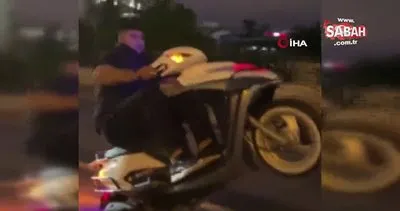 Çakarlı motosikletin tek teker üzerinde tehlikeli yolculuğu kamerada | Video