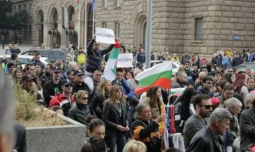 Protestoların sürdüğü Bulgaristan’da Başbakan Yardımcısı Simeonov, istifa etti