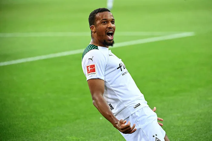 son-dakika-fenerbahce-transfer-haberi-fenerbahceden-alassane-pleaya-transfer-kancasi-aranan-santrfor-bulundu-1657704782129.jpg