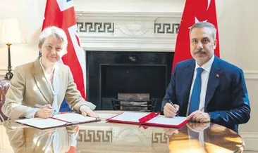 Türkiye ile İngiltere arasında tarihi imza