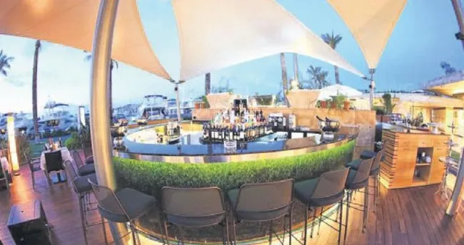 Bodrum’da canlı canlı eğlence