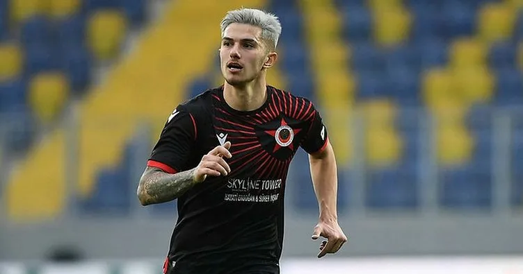 Son dakika haberi: Trabzonspor’un yeni transferi Berat Özdemir’in corona virüs testi yeniden pozitif çıktı!