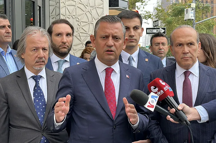 Kılıçdaroğlu’nun kirli propagandası akıllara geldi! Özgür Özel’den Türkevi açıklaması: Hepimiz için gurur kaynağı