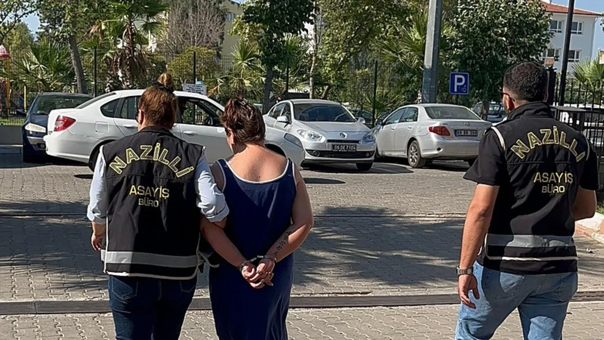 Bakıcılık yaptığı evden 95 bin TL’lik ziynet eşya çaldı: Kıskıvrak yakalandı!