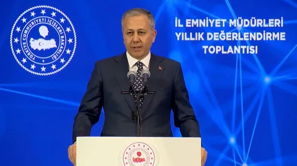bakan-yerlikaya-emniyet-teskilatinin-bir-yillik-calismalarini-degerlendirdi-1765958823887.jpg