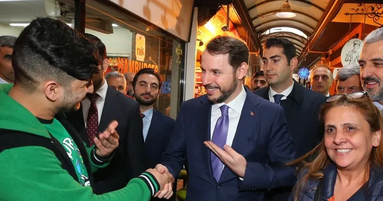 Bakan Berat Albayrak’tan esnaf ziyareti
