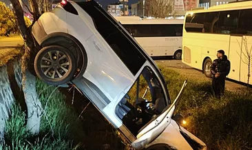 Kırklareli’nde otomobil AVM otoparkına uçtu! #kirklareli